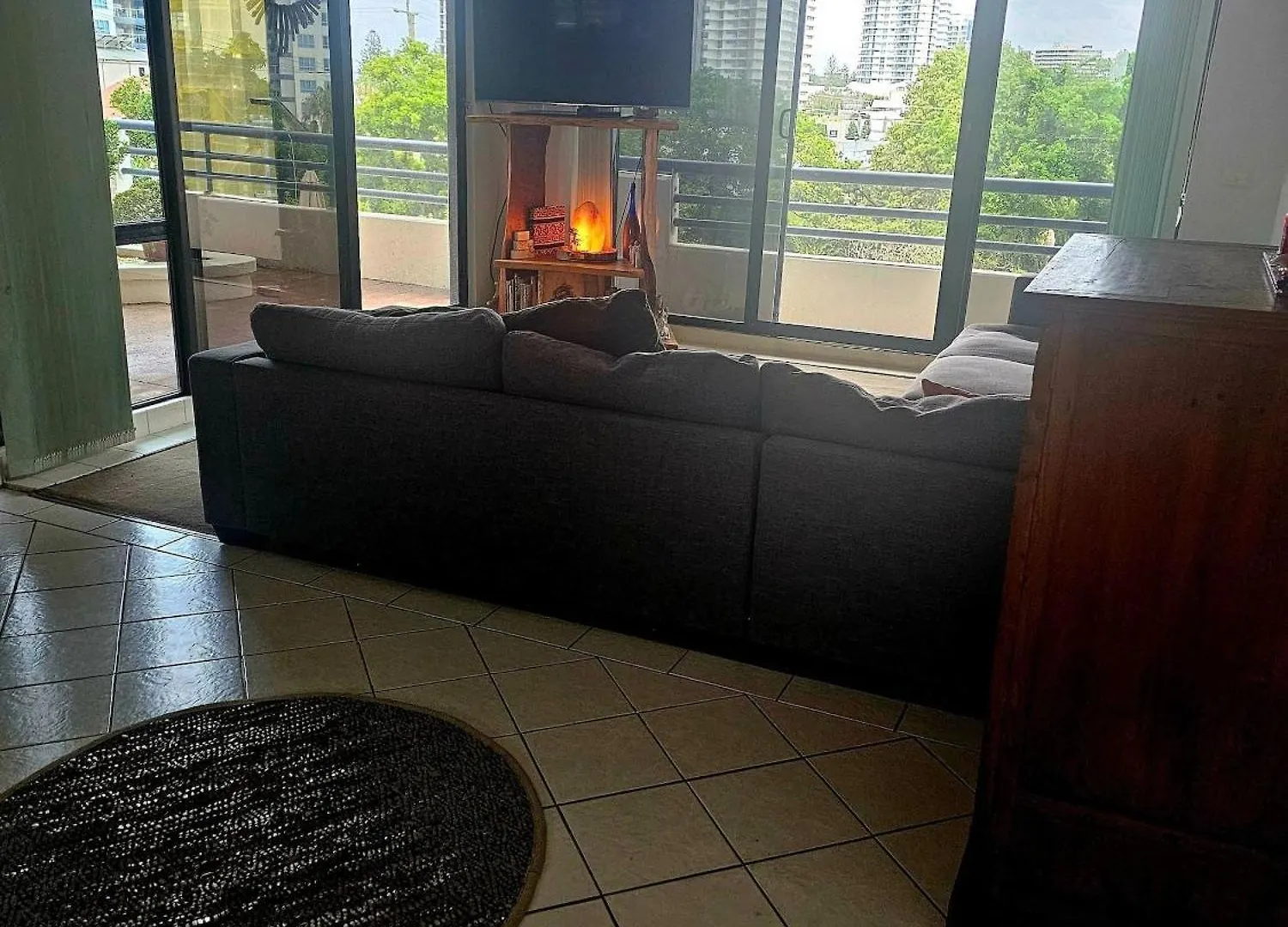 Apartment Bask In Beach Luxury Gold Coast